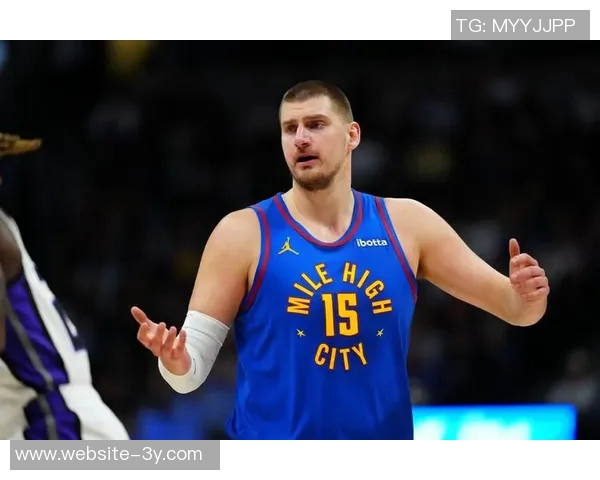 九年前的今天约基奇正式成为掘金首发球员球迷称之为约诞日