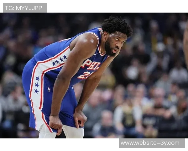 恩比德赛季首扣篮展现强势状态76人若健康将成为东部季后赛黑马