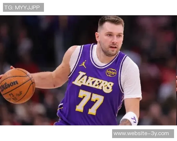 重温去年大交易评析东契奇加盟湖人获高分勇士引进巴特勒表现平平