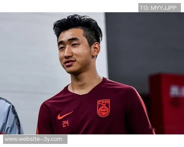 海港队出发海外冬训安永佳与张源共同亮相引关注